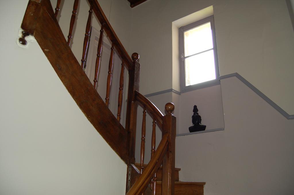 La Vieille Ecole Bed & Breakfast Bourgougnague ภายนอก รูปภาพ